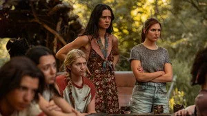 12 Angry Girls and 1 Drunk Travis